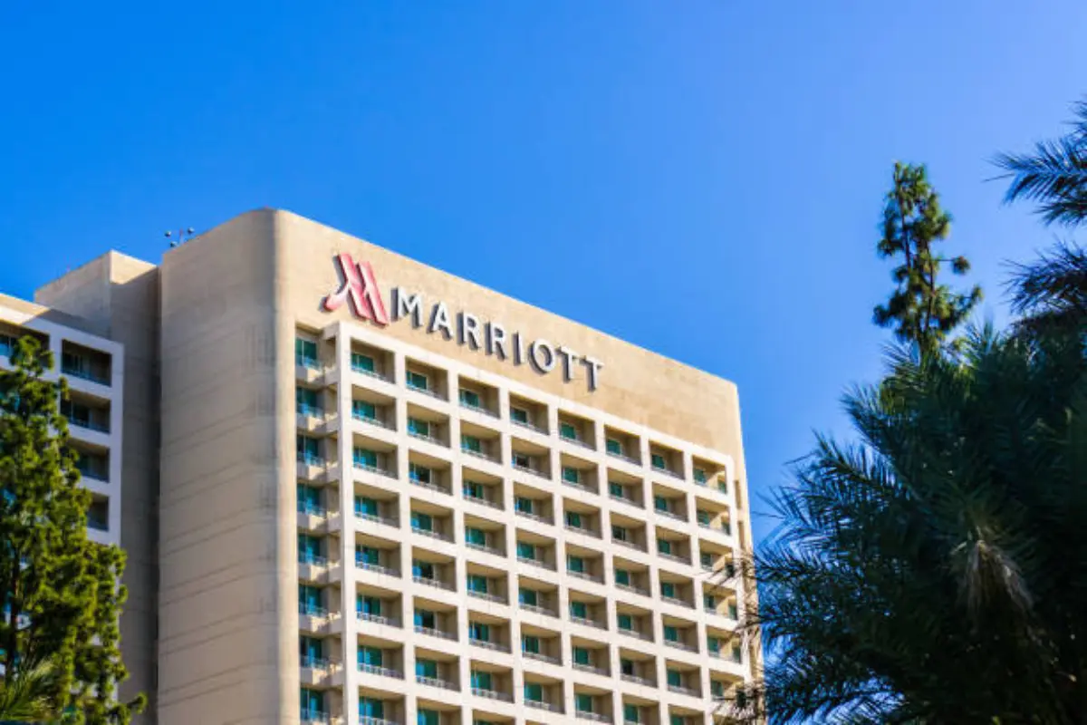 ARUBA MARRIOTT RESORT & STELLARIS CASINO 